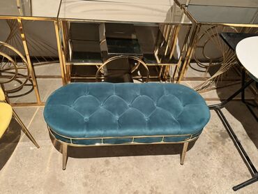 Mikrofonlar: İki ədəd simsiz əl mikrofonu dəsti + daşıma çantası - Komplekt: 2 — 12