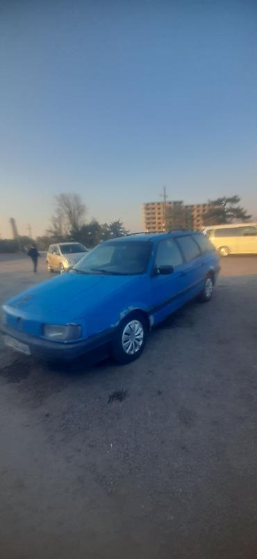 255 40 20: Volkswagen Passat Variant: 1990 г., Универсал — 3