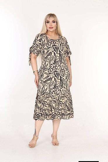 Haljine: Haljine 
Vel XL.2xL .3xL. 4xL. 
Cena 2500 din — 14