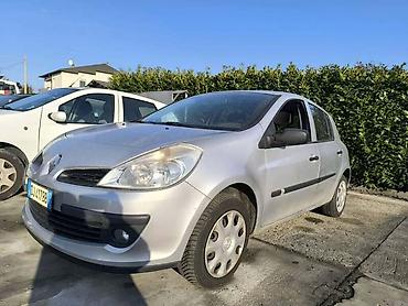 mini kauc: RENAULT CLIO 2007. GOD. - KOMPLETAN AUTO U DELOVIMA | Renault Clio — 3