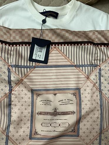 paltar alan: Louis Vuitton köynək - Material: 100% ipək (etiketli) Etiketi — 5