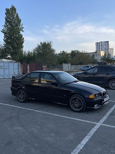 BMW: BMW 3 series: 1993 г., 2.5 л, Механика, Бензин, Седан — 3