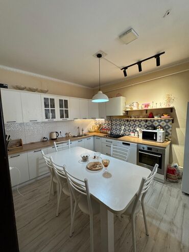 Продажа домов: Дом, 190 м², 5 комнат, Агентство недвижимости, Евроремонт at lalafo.kg — 14 Продажа домов: Дом, 190 м², 5 комнат, Агентство недвижимости, Евроремонт — 14