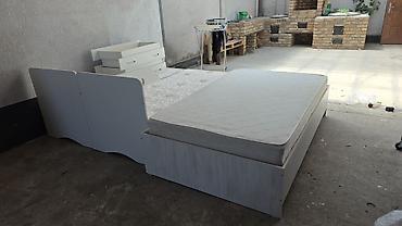 Односпальная кровать, Б/у, С матрасом, длина - 2 см at lalafo.kg Односпальная кровать, Б/у, С матрасом, длина - 2 см