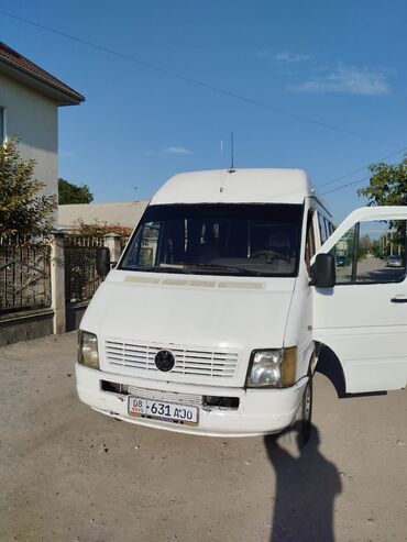 инструменты для кожы: Volkswagen : 2003 г., 3.2 л, Механика, Дизель, Бус