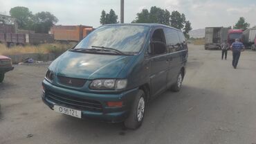 митсубиси спес стар: Mitsubishi Space Gear: 1998 г., 2 л, Механика, Бензин, Минивэн