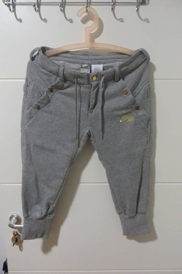 nike trousers: Nike, M (EU 38), Jednobojni, bоја - Siva