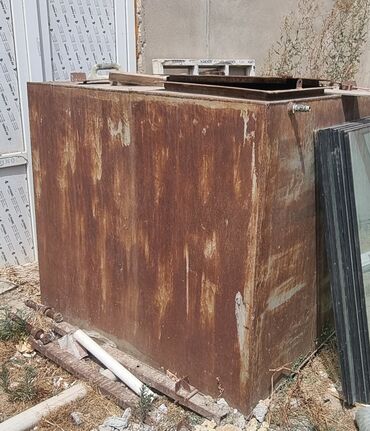 Odun: Bak, Metal, 2500 l l, İşlənmiş, Ünvandan götürmə