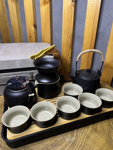 Наборы посуды: Набор посуды для чайных церемоний в походном кейсе. • Кейс, серый at lalafo.kg — 10 Наборы посуды: Набор посуды для чайных церемоний в походном кейсе. • Кейс, серый — 10