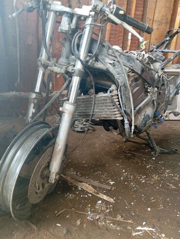 мотоциклы бишкек цена: Спортбайк Suzuki, 600 куб. см, Бензин, Чоңдор үчүн, Колдонулган