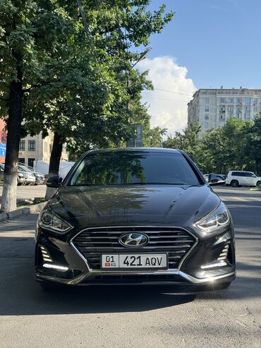 автомобиль hyundai starex: Hyundai Sonata: 2018 г., 2 л, Автомат, Бензин, Седан