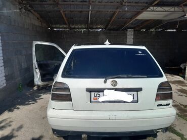 Volkswagen: Volkswagen Golf: 1997 г., 1.6 л, Механика, Бензин, Хэтчбэк — 5