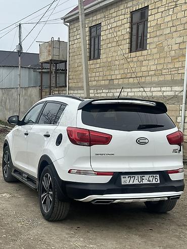 Kia: Kia Sportage: 2 l | Krossover — 12