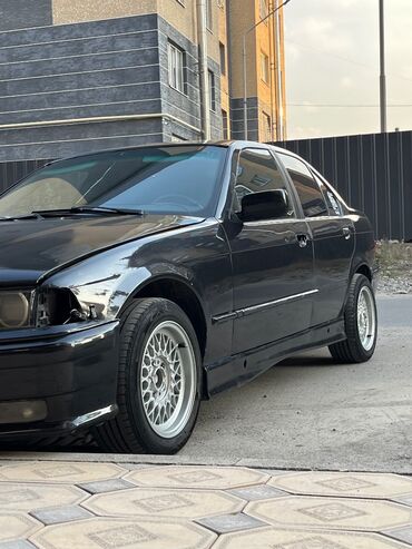 BMW: BMW 3 series: 1992 г., 1.8 л, Механика, Бензин, Седан — 12