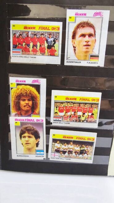 Markalar: 195 ədəd saqqız kağızı+ iri marka kitabı= hamısı birlikdə 100 manat — 11