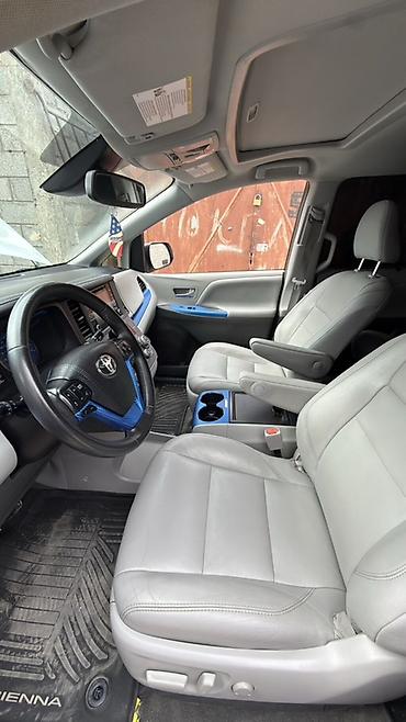 тайота сияана: Toyota Sienna: 2018 г., 3.5 л, Автомат, Бензин, Минивэн — 9