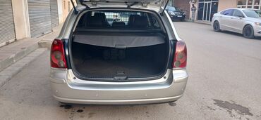 Toyota: Toyota Avensis Wagon – gümüş rəngli, universal kuzov Texniki və — 15