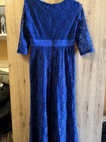 Ziyafət donları: Ziyafət donları – 2 model 1) Yaşıl-qara maxi don - Parlaq yaşıl -da lalafo.az — 3 Ziyafət donları: Ziyafət donları – 2 model 1) Yaşıl-qara maxi don - Parlaq yaşıl — 3