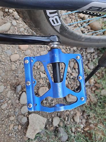 velosiped arenda: MTB tipli dağ velosipedi Xüsusiyyətlər: - Geniş protektorlu MTB — 4
