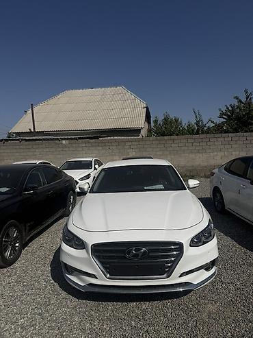 gra: Hyundai Grandeur: 2019 г., 3 л, Автомат, Газ, Седан — 1