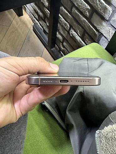 17 pro max planshet: IPhone 16 Pro Max, 256 ГБ, Золотой, Face ID, Беспроводная зарядка, С документами — 5