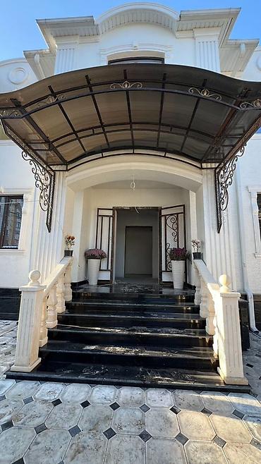 Продажа домов: Дом, 250 м², 7 комнат, Агентство недвижимости — 7