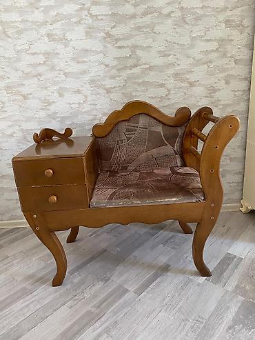 parça ayaqqabı: Retro dizaynlı telefon/antre oturacağı və komod rəngin getmətinə — 1