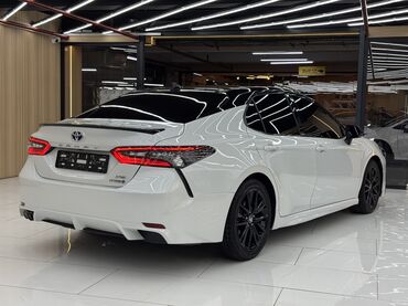 Toyota: Toyota Camry: 2022 г., 2.5 л, Автомат, Гибрид, Седан — 6