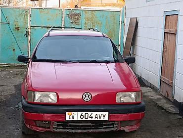 посадка авто: Volkswagen Passat: 1992 г., 1.8 л, Механика, Бензин, Универсал — 1