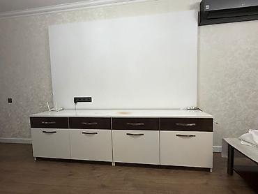 stil mebel: İşlənmiş, Düz TV altlığı, Polkasız, Laminat — 3