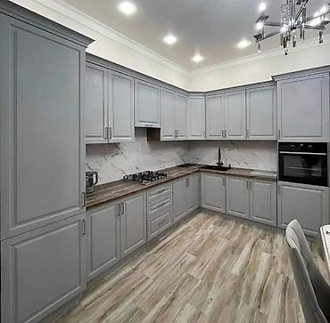 Sifarişlə mətbəx mebeli: Sifarişlə mətbəx dəsti, Özü çəkən petlələr, Taxta, Kredit yoxdur, Pulsuz çatdırılma — 15