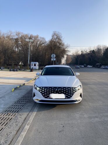 колф 3: Hyundai Grandeur 2021 3.3