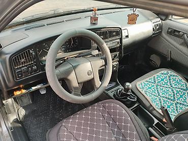 германия товары: Volkswagen Passat Variant: 1993 г., 1.8 л, Механика, Бензин, Универсал — 7