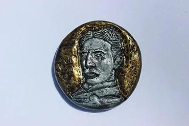 Značke, ordenje i medalje: GIPSANI MAGNET ZA FRIŽIDER TESLA RUČNI RAD | Magnet za frižider od — 11
