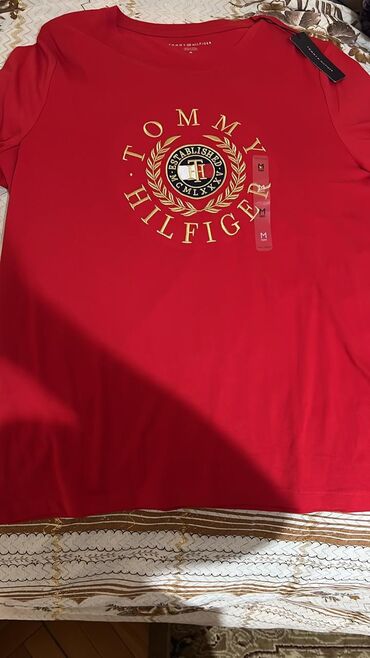 Infiniti: Tommy Hilfinger T-shirt Amerikadan alınıbdı, istifadə olunmayıb