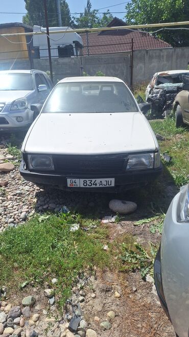 Audi: Audi 100: 1990 г., 1.8 л, Механика, Бензин