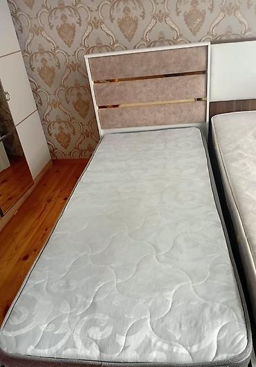 usaq ucun matras: Yataq dəsti – tək nəfərlik, qaldırılan mexanizmlə Yaxşı vəziyyətdədir — 1
