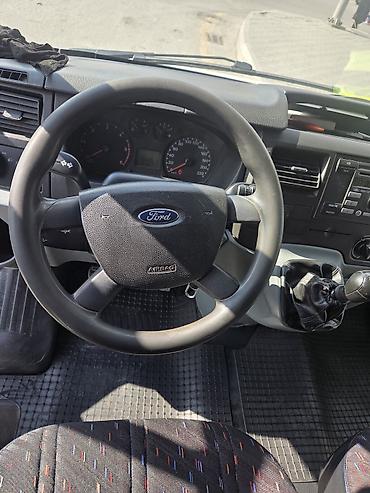 qoşqu mala: Ford Transit yük furgonu - Marka/model: Ford Transit - Gövdə tipi — 3