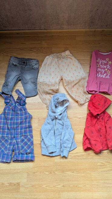 Другие детские вещи: Продаю много детской одежды на девочку 2-3 года (размеры от 86 до — 4