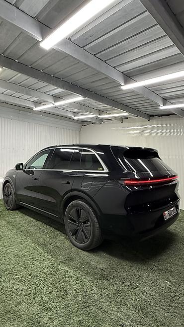 китайский автомобиль l7: Lixiang L7: 2024 г., 1.5 л, Автомат, Гибрид, Внедорожник — 4