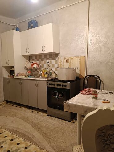 Продажа домов: Дом, 250 м², 11 комнат, Риэлтор, Косметический ремонт at lalafo.kg — 14 Продажа домов: Дом, 250 м², 11 комнат, Риэлтор, Косметический ремонт — 14