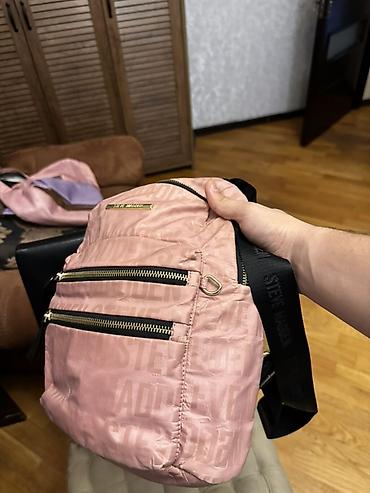 stüssy wallet: Steve Madden mini bel çantası/ryukzak - Rəng: toz-çəhrayı, parlaq — 3