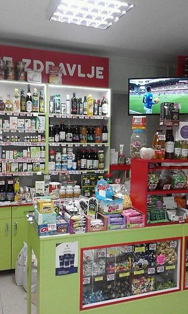 Prodajem police sa rafovima, cena je 2300 eura, za ozbiljne kupce — 1