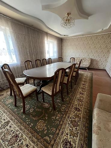 летние: Угловой дом с участком 7 соток в с. Новопокровка, начало села — 8