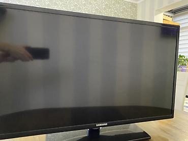 акция телевизор 32 дюйма: Телевизор Samsung, диагональ около 32" (визуально). - Плоская — 2