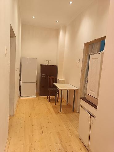 masallıda: 2 otaqlı mənzil – təzə mebel ilə - Plan: dar koridorlu giriş, ayrıca — 4
