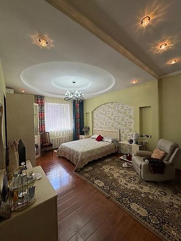 Продажа коттеджей и домов: 📍ул. Чоктал 🔘4-комнатный 🔘Этажи 4/4 🔘289,6 м² Продаётся светлый и — 5