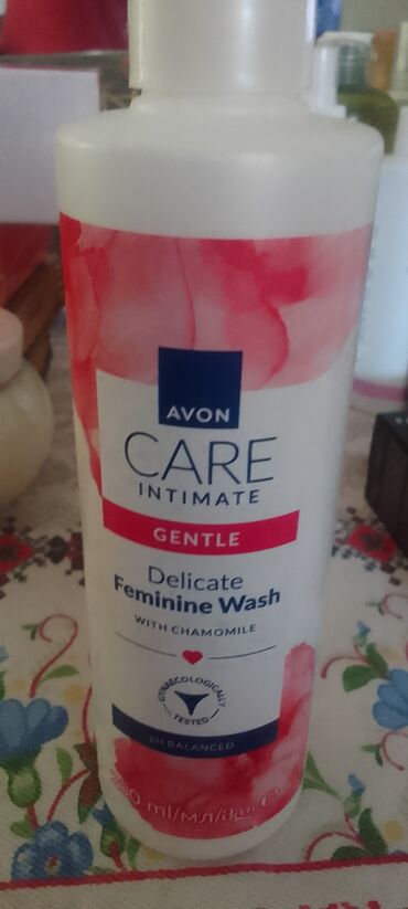 muške kožne mokasine: Avon Care Intimate Gentle Delicate Feminine Wash je tečni sapun za