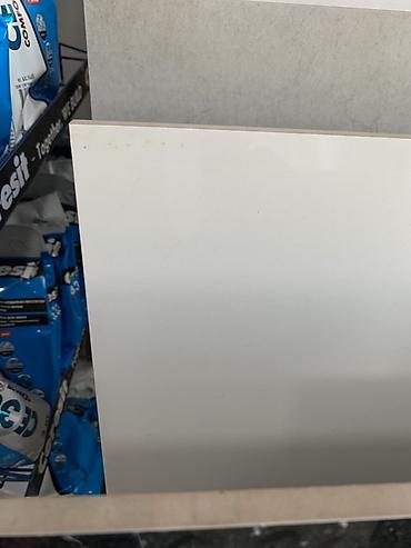 silver kitchen: Керамическая плитка, формат крупный (приблизительно 60×60 см или — 1