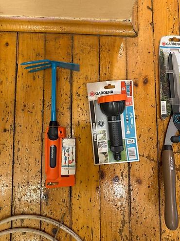 gardena: Ryobi One+ akkumulyatorlu alətlər dəsti Komplektdə: - 2 sürətli — 4